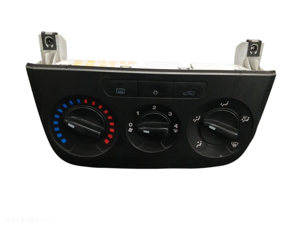 PANEL KLIMATYZACJI FIAT GRANDE PUNTO - 1