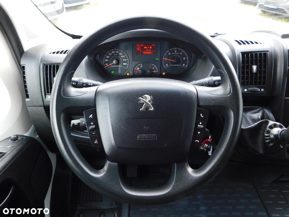 Peugeot Boxer - 12