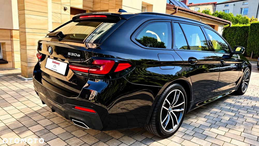 BMW Seria 5 530e M Sport Edition - 9