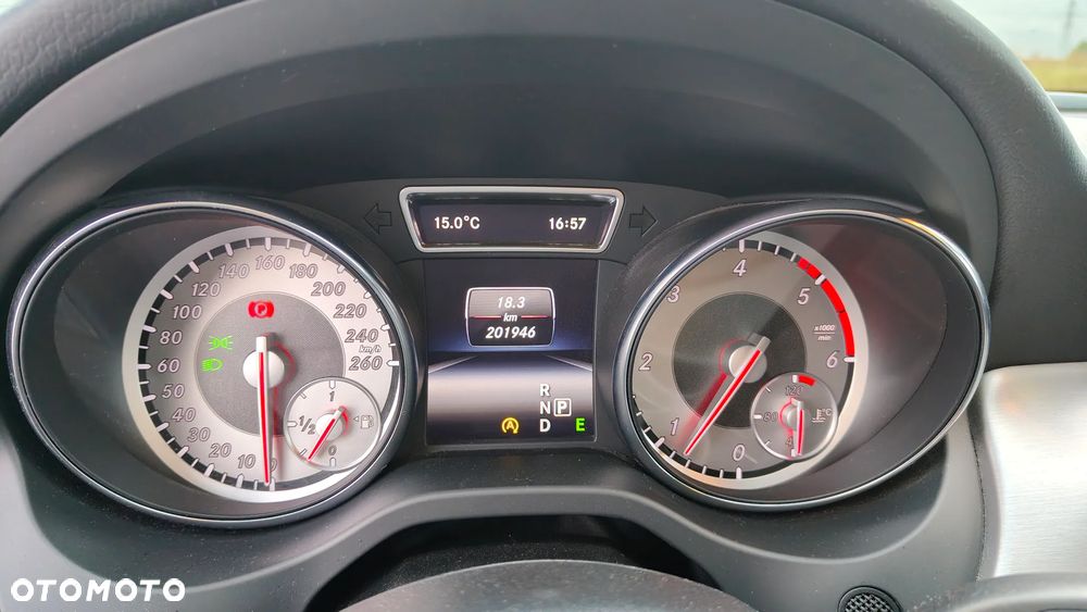Mercedes-Benz CLA 200 (CDI) d 7G-DCT AMG Line - 13