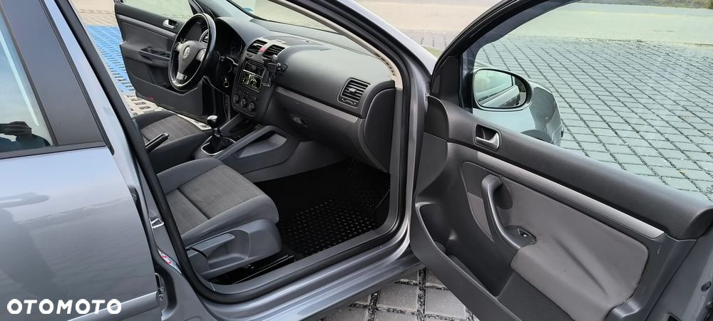 Volkswagen Golf 1.6 Goal - 16