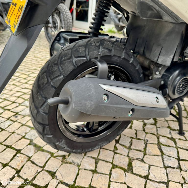 Sym FIDDLE CROX 50 - 16