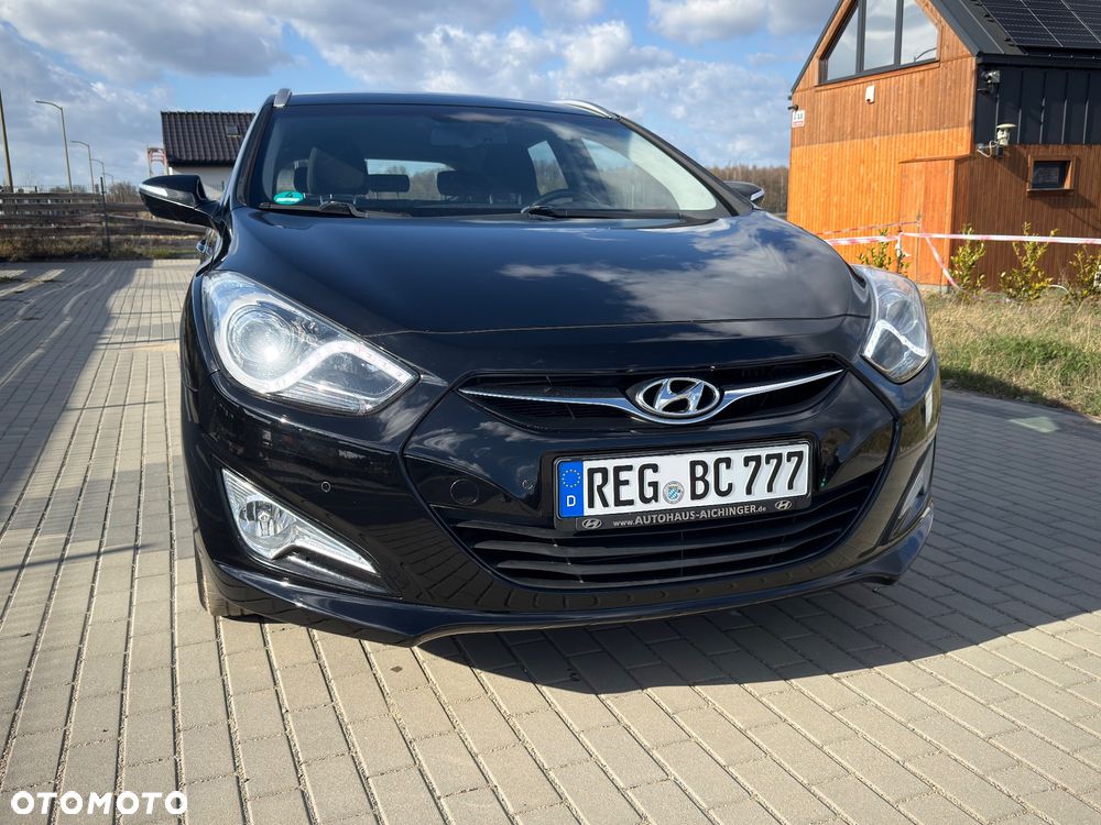 Hyundai i40 i40cw 1.7 CRDi Fifa World Cup Edition - 12