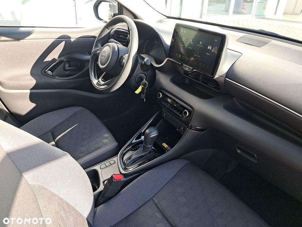 Toyota Yaris Hybrid 1.5 Style - 10