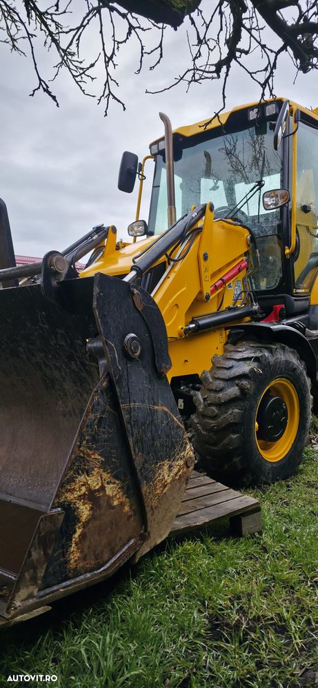 JCB 3CX - 5