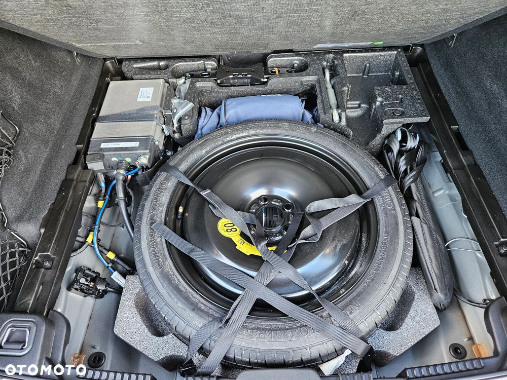 Volvo XC 60 B5 B AWD Plus Bright - 23