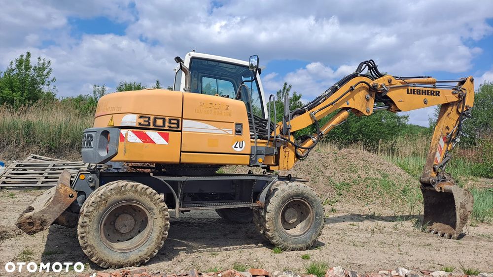 Liebherr 309 - 1