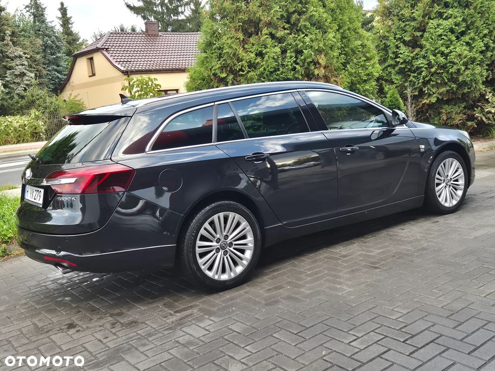 Opel Insignia 2.0 T Cosmo 4x4 S&S - 13
