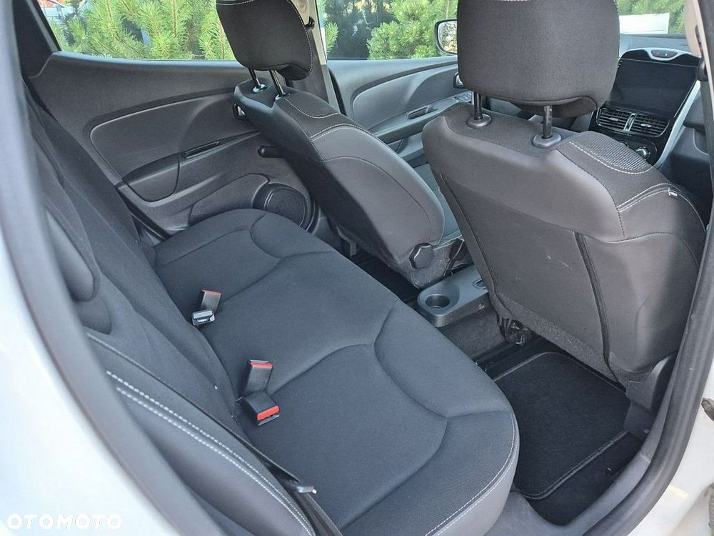 Renault Clio - 12