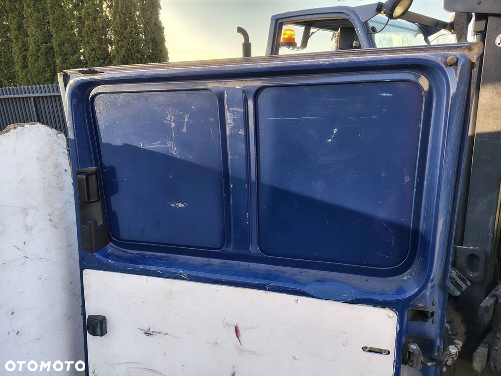 DRZWI BOCZNE PRAWE PRZESUWNE VOLKSWAGEN TRANSPORTER T5 - 5