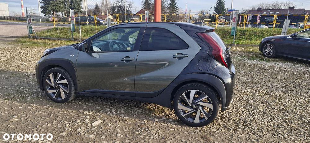 Toyota Aygo X 1.0 VVT-i Executive CVT - 6