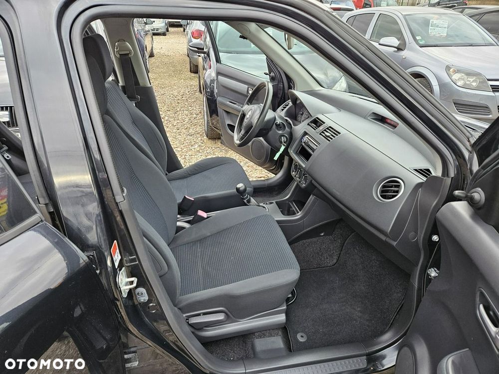 Suzuki Swift - 10