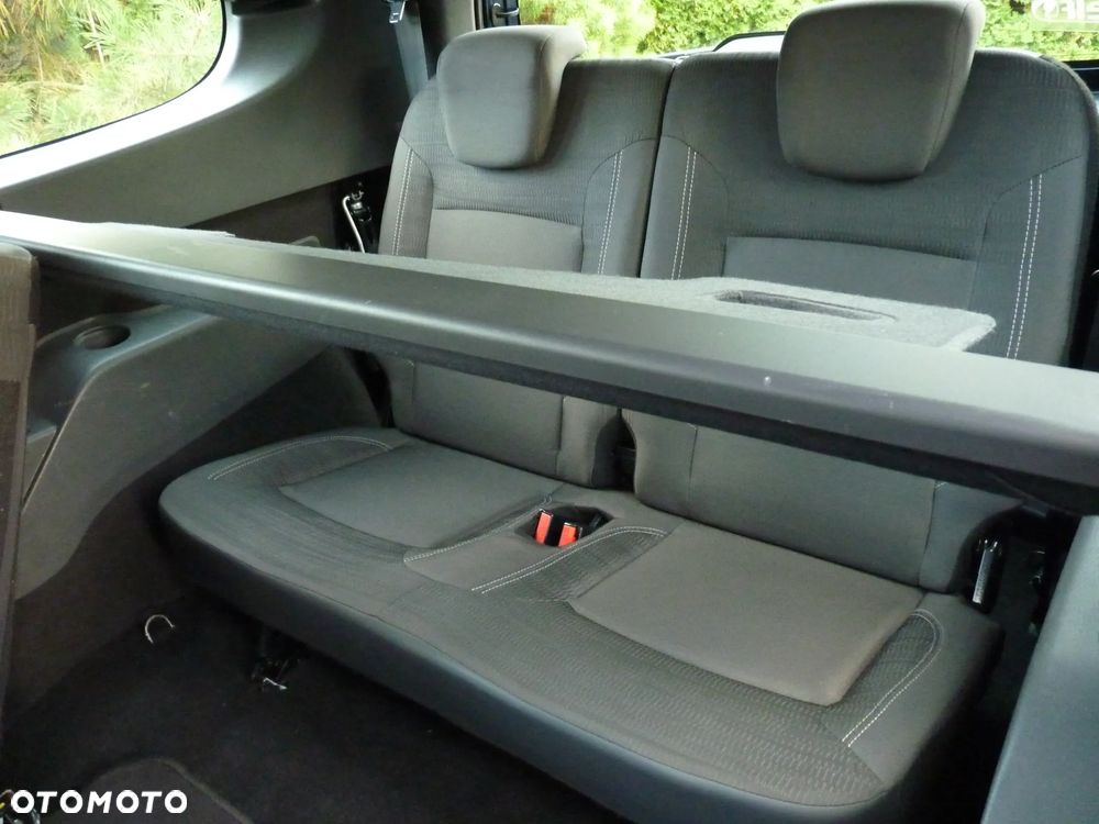 Dacia Lodgy 1.2 TCe Prestige S&S - 8