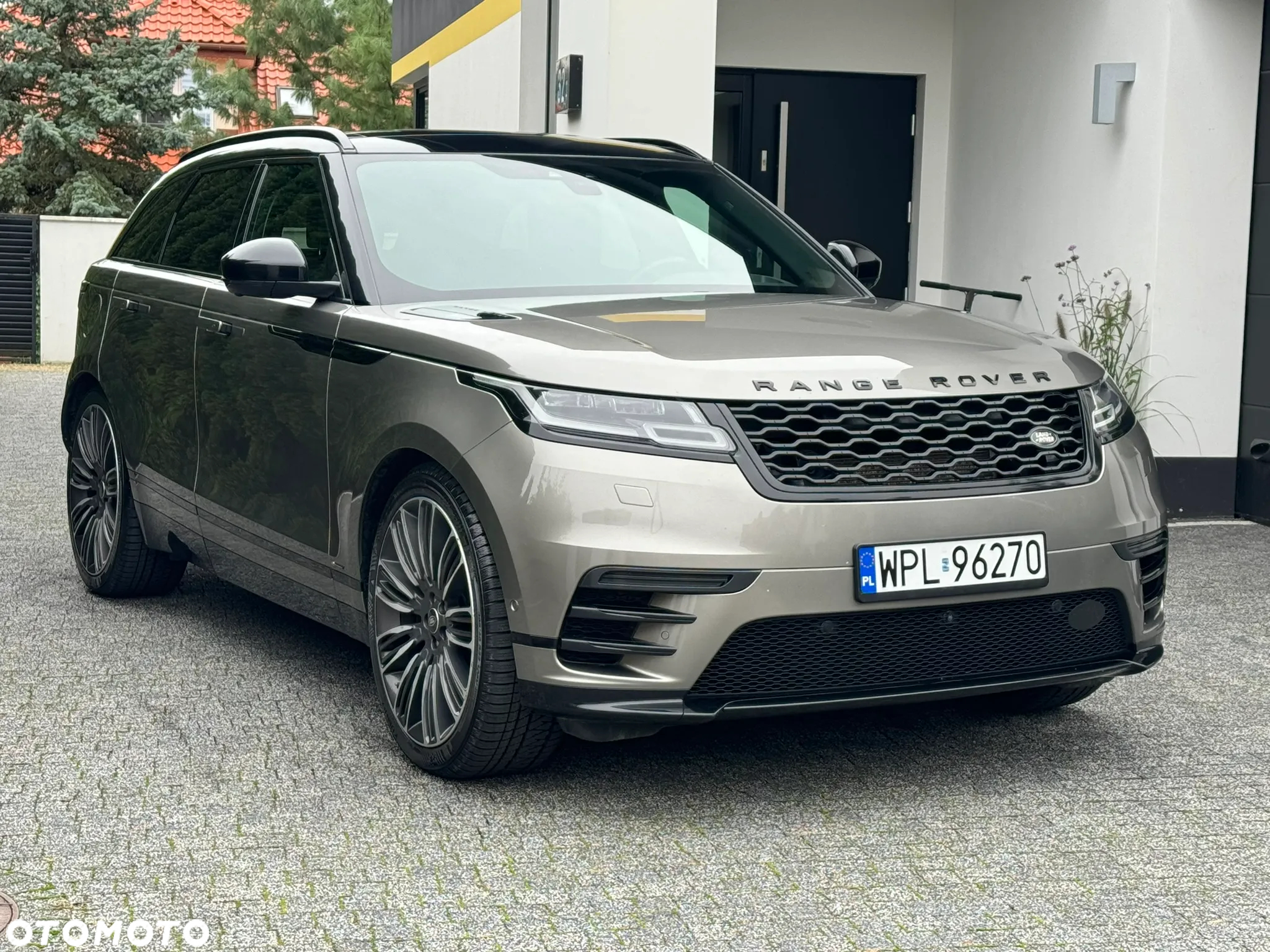 Land Rover Range Rover Velar 3.0d R-Dynamic - 3