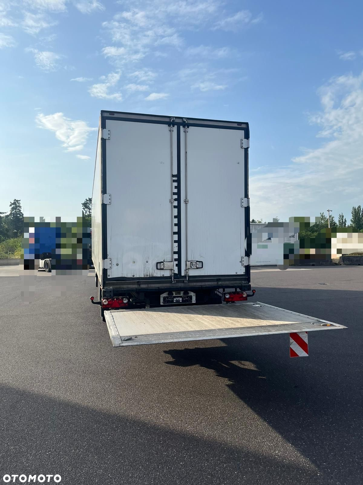 Schmitz Cargobull CARRIER MAXIMA 1300 / WINDA / DOPPEL STOCK / ŚCIANA GRODZIOWA / BELKI / PODNOSZONA OŚ / z Niemiec / TOP STAN 2011/ CARRIER CHŁODNIA CHLODNIA LODÓWKA PODWÓJNY ZAŁADUNEK PIĘTROWA - 3