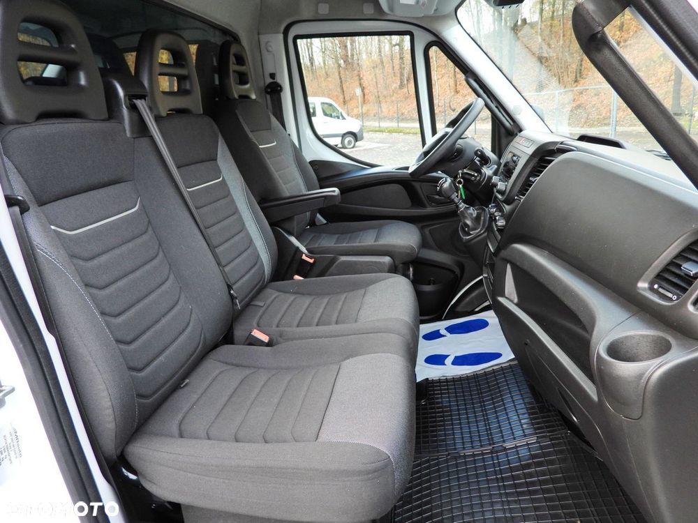 Iveco DAILY 50C16 PLANDEKA 10 PALET TEMPOMAT BLIŹNIACZE KOŁA KLIMATYZACJA  160KM - 40