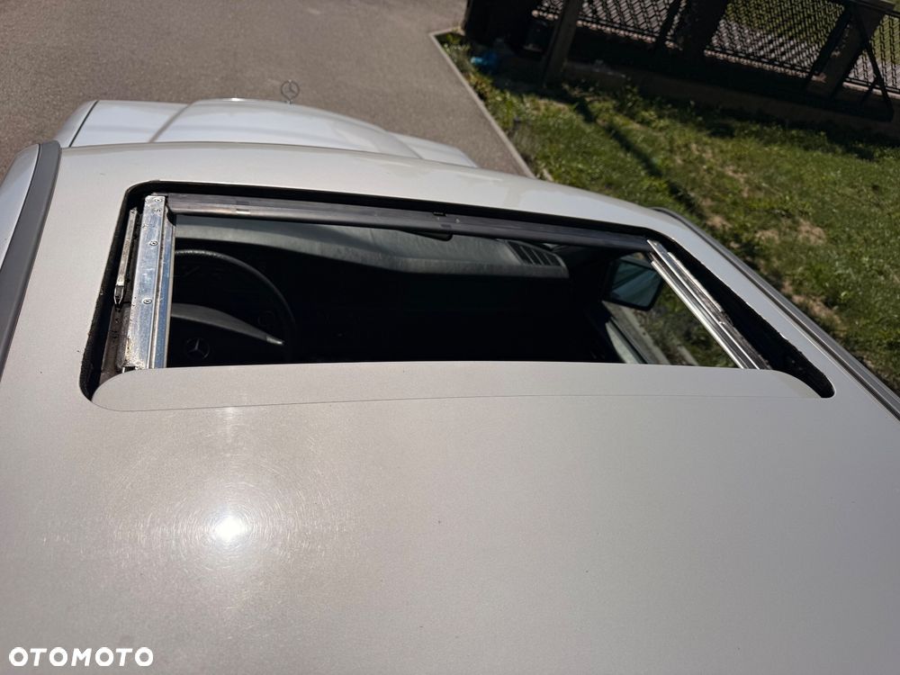 Mercedes-Benz W201 (190) - 10