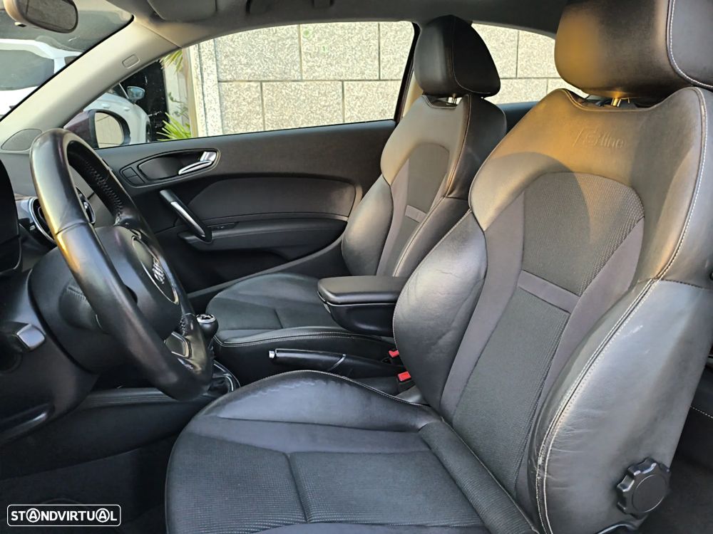 Audi A1 1.6 TDI S-line - 1