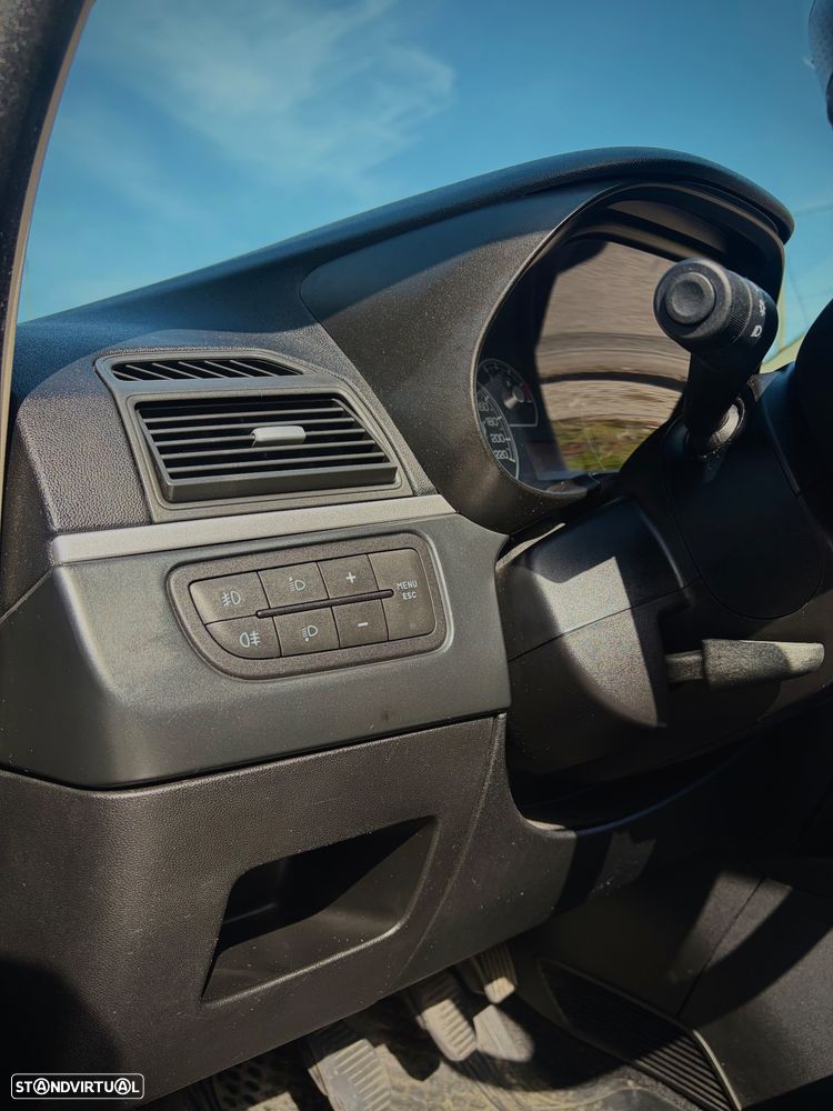 Fiat Grande Punto 1.3 M-Jet Dynamic - 8