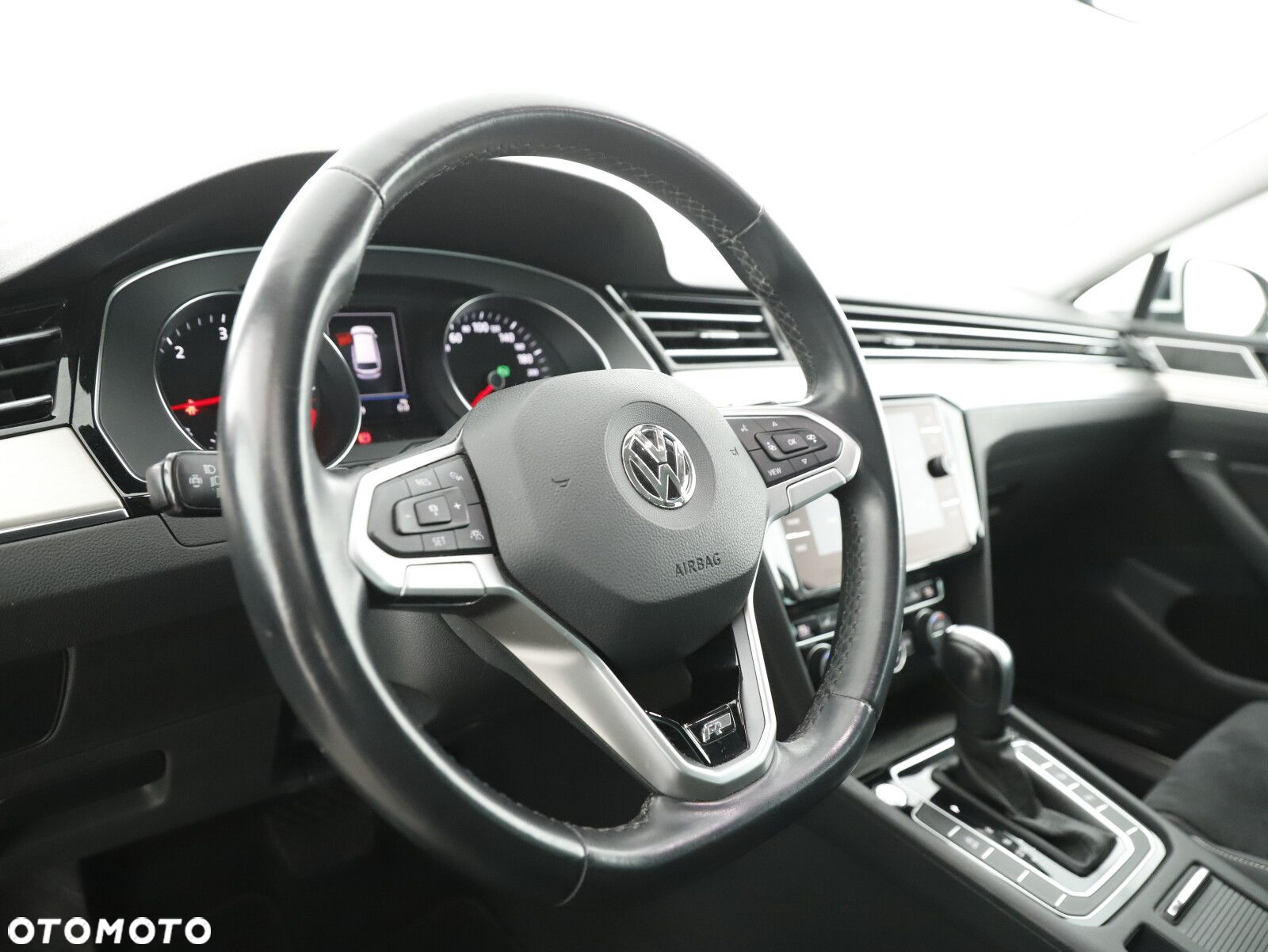 Volkswagen Passat 2.0 TDI 4Mot Elegance DSG - 8