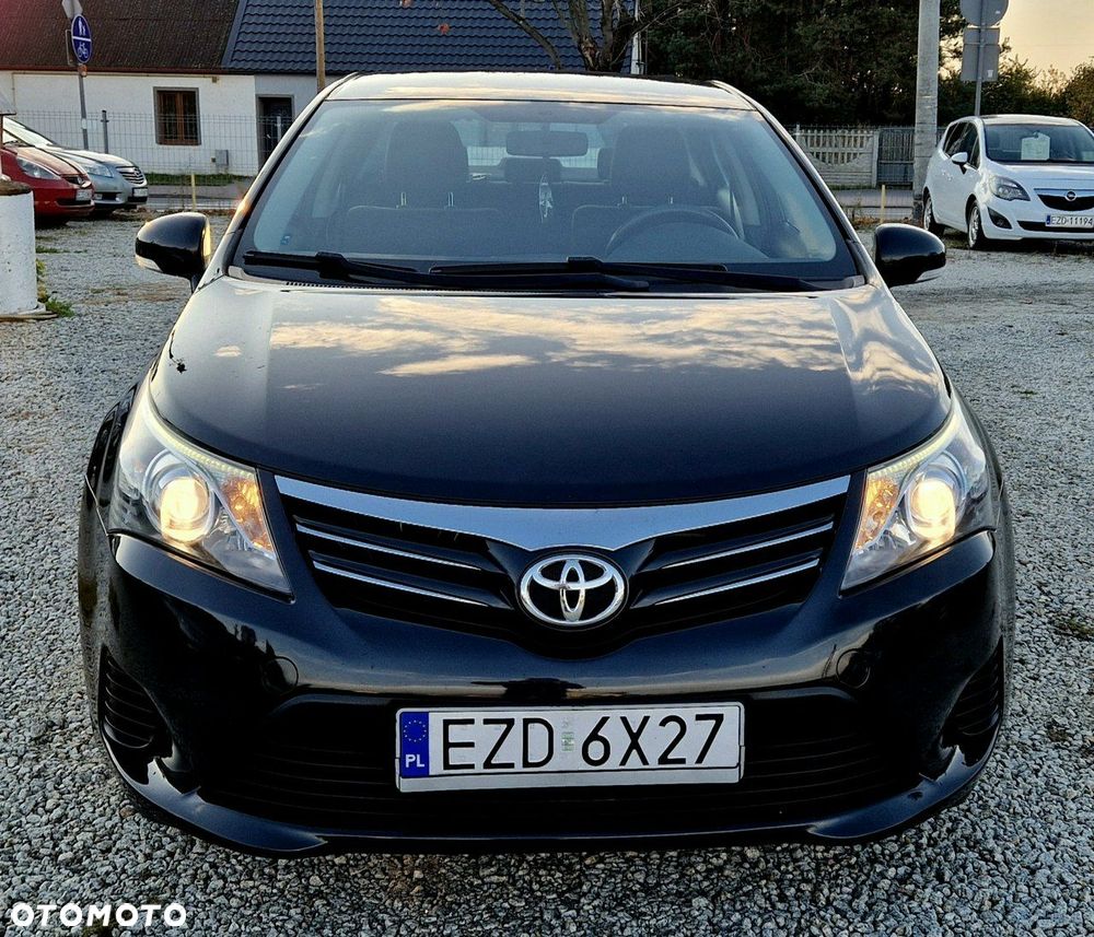 Toyota Avensis 2.0 D-4D Sol - 10