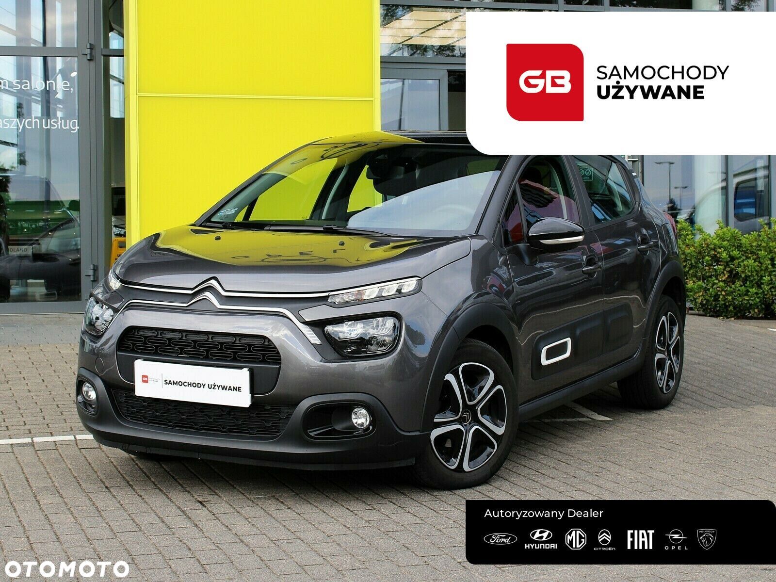 Citroën C3 1.2 PureTech Shine - 1
