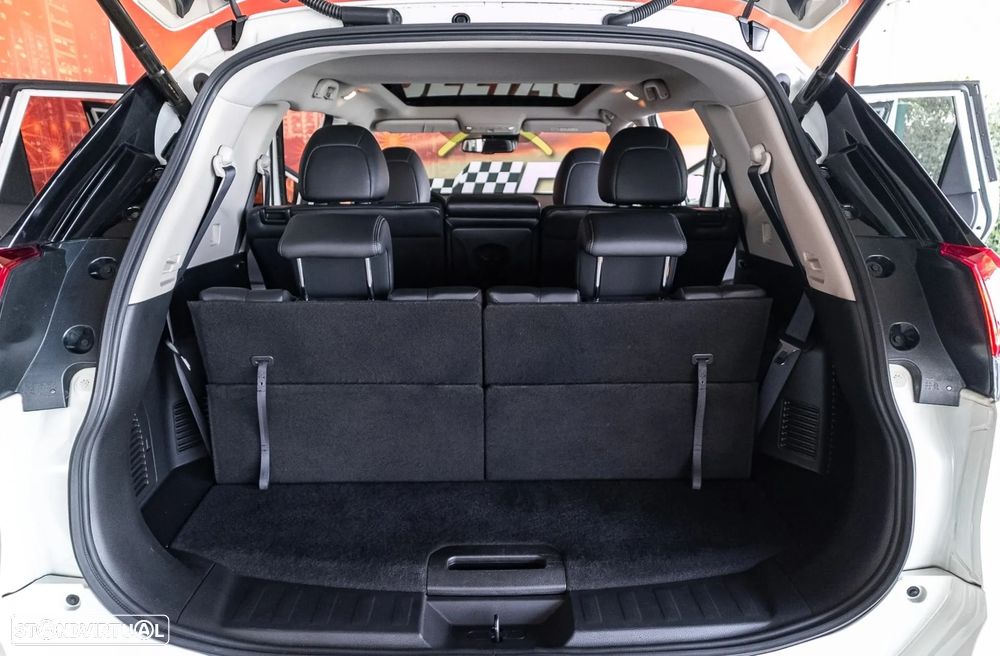Nissan X-Trail 1.7 dCi Tekna 7L CVT - 26