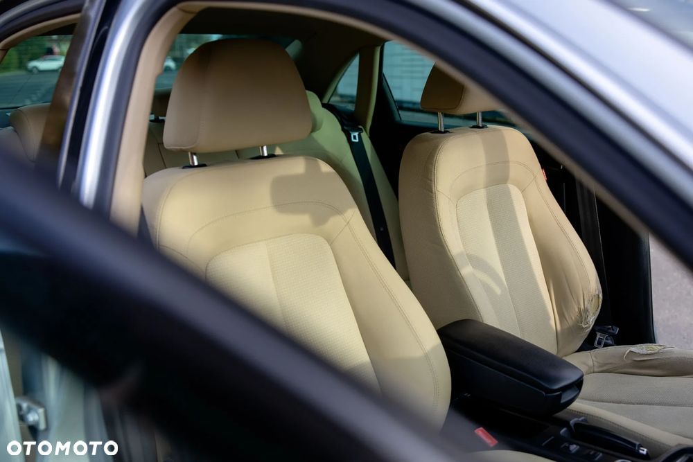Seat Exeo 2.0 TDI DPF Style - 20