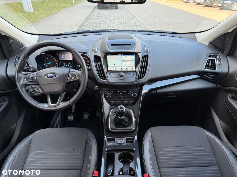 Ford Kuga 1.5 EcoBoost 2x4 Titanium - 12