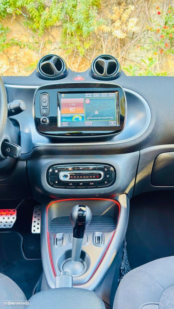 Smart ForFour EQ pulse - 17