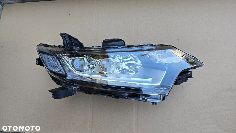 Mitsubishi Outlander  16-19 Lampa Przód FULL LED Prawa EU Oryginał - 2