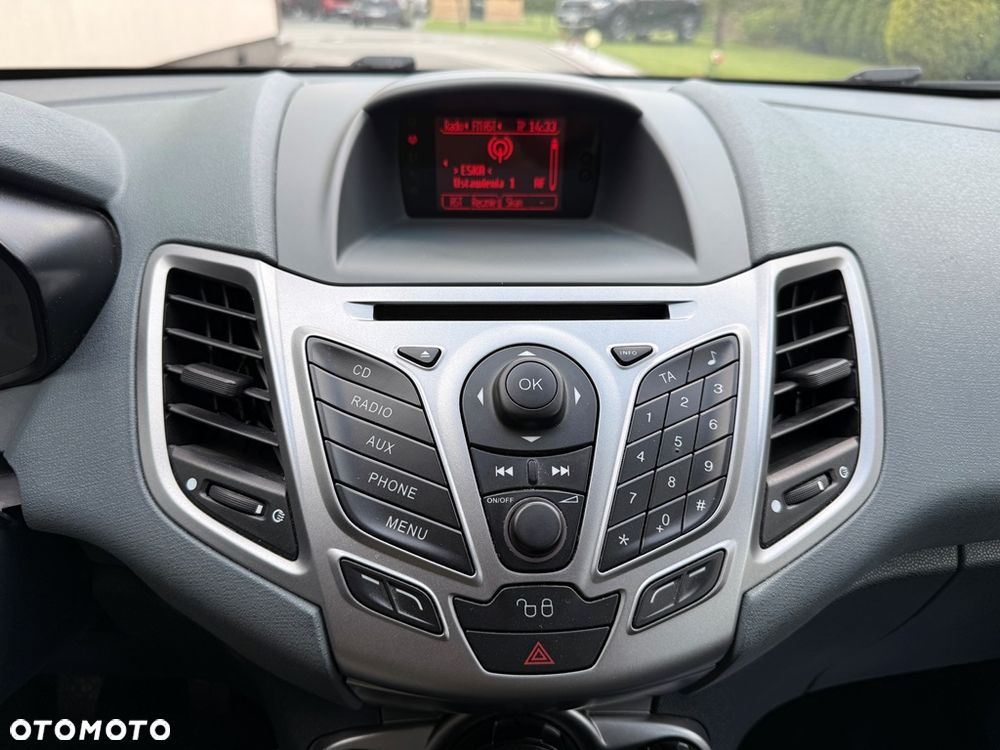 Ford Fiesta 1.25 Viva - 31