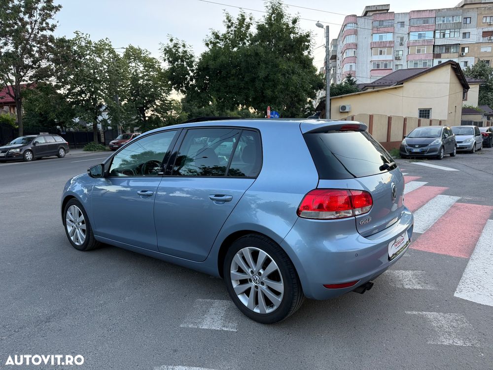 Volkswagen Golf - 3