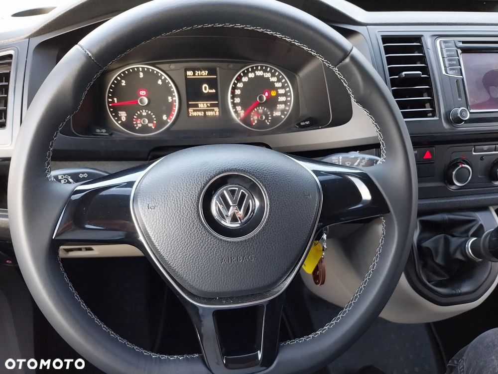 Volkswagen Transporter - 23