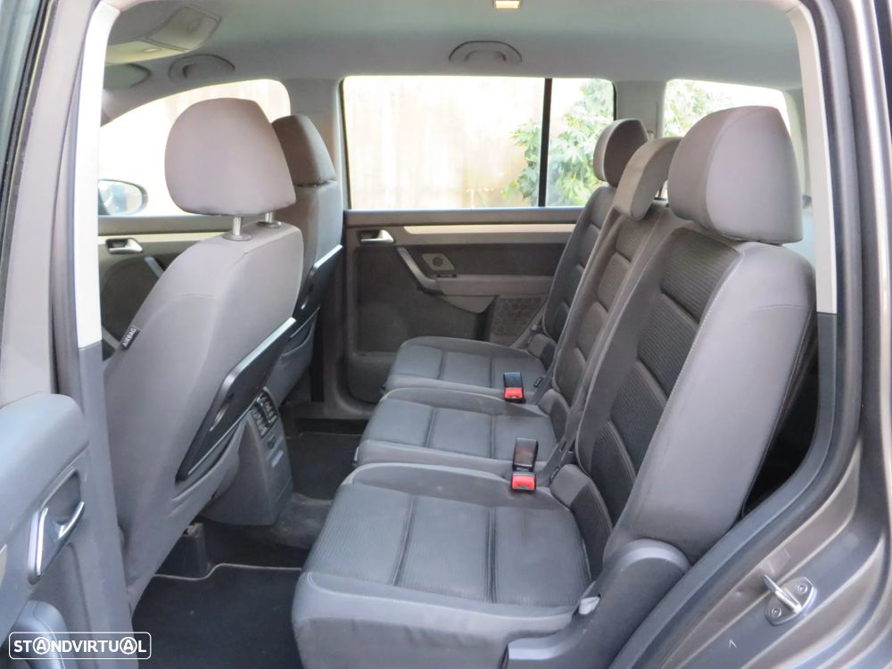 VW Touran 1.9 TDi Conceptl BlueM. 7L - 13