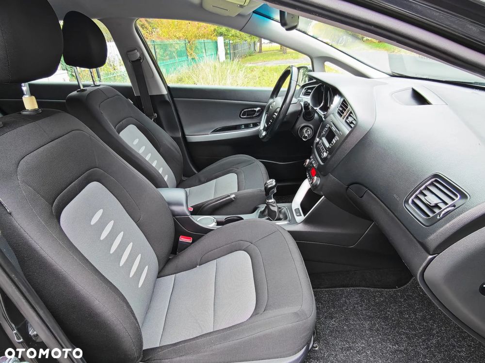 Kia Ceed 1.6 GDI L - 9