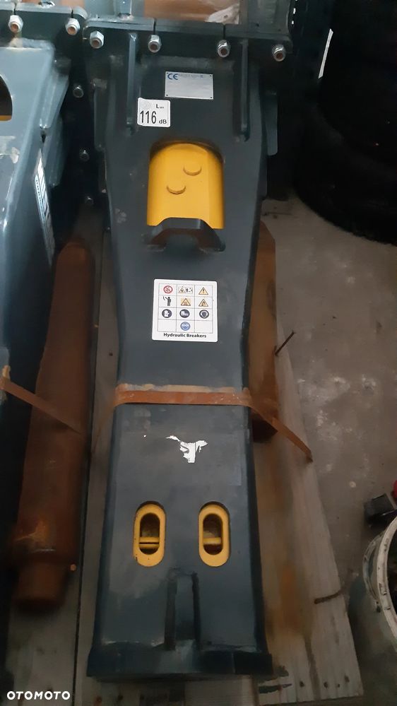 Młot wyburzeniowy Mustang HM 300 WAGA KOPARKI 4,5-9ton - 4