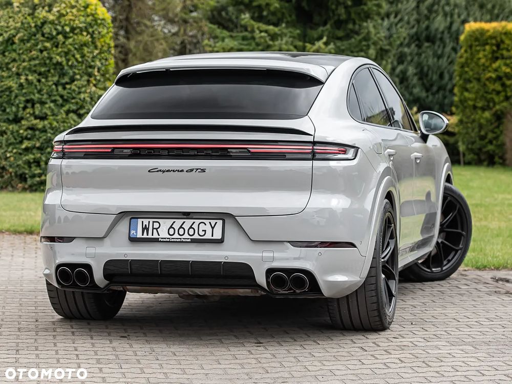 Porsche Cayenne - 11