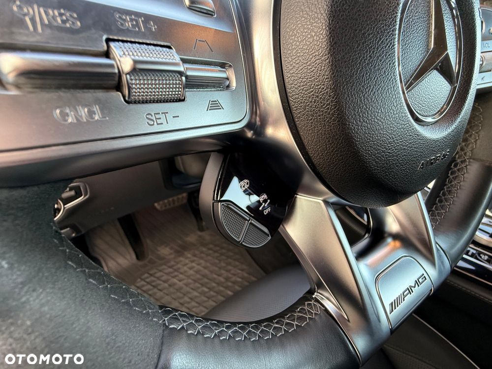 Mercedes-Benz Klasa E AMG 63 S 4Matic+ 9G-TRONIC - 24