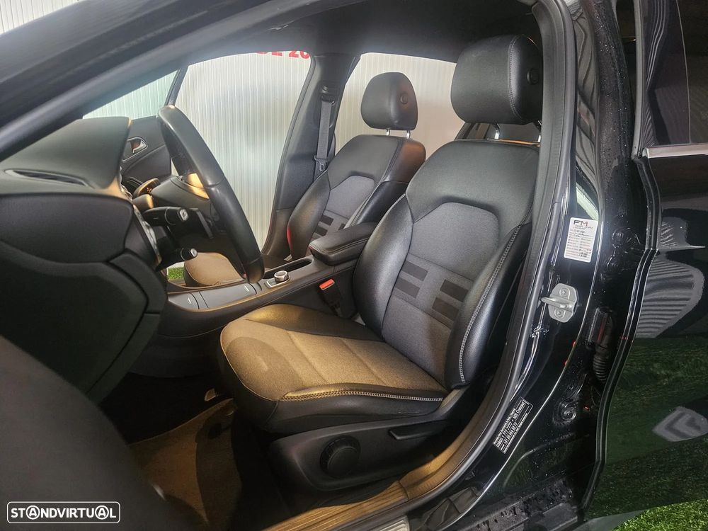 Mercedes-Benz GLA 180 (CDI) d 7G-DCT AMG Line - 13