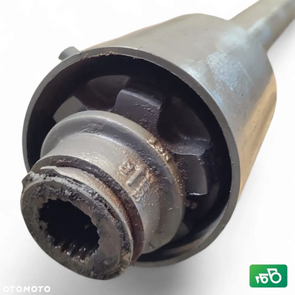 Wał napędowy przedniej osi E716300080010 Fendt 820 Vario - 5
