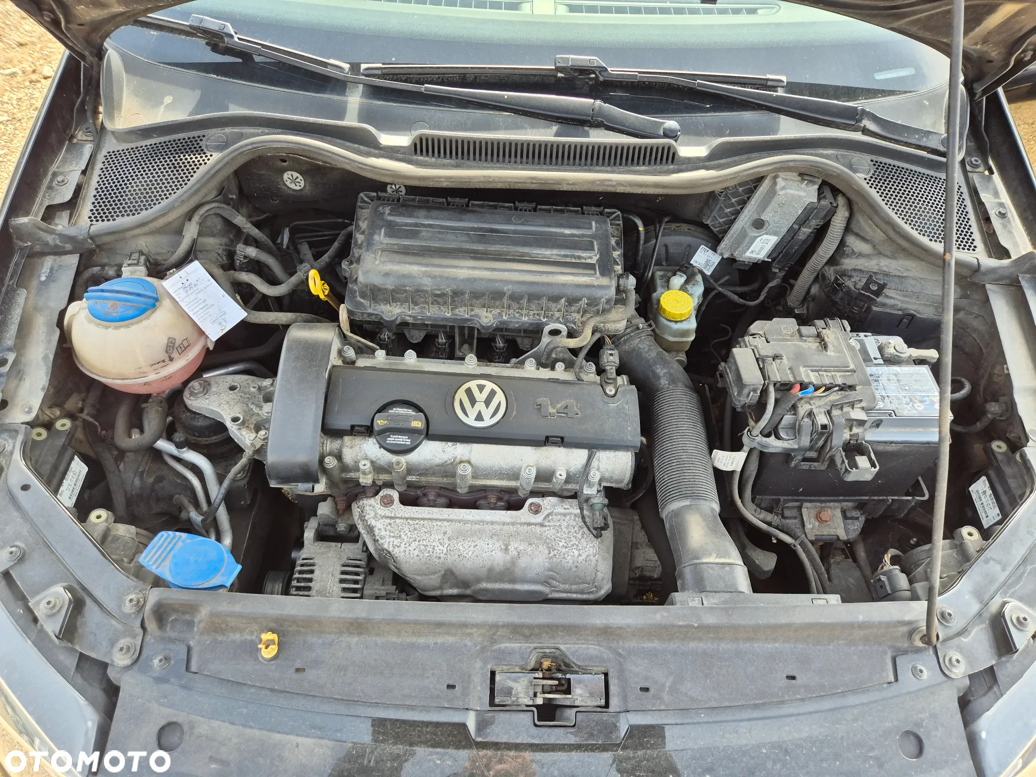 Volkswagen Polo 1.4 16V Comfortline - 11