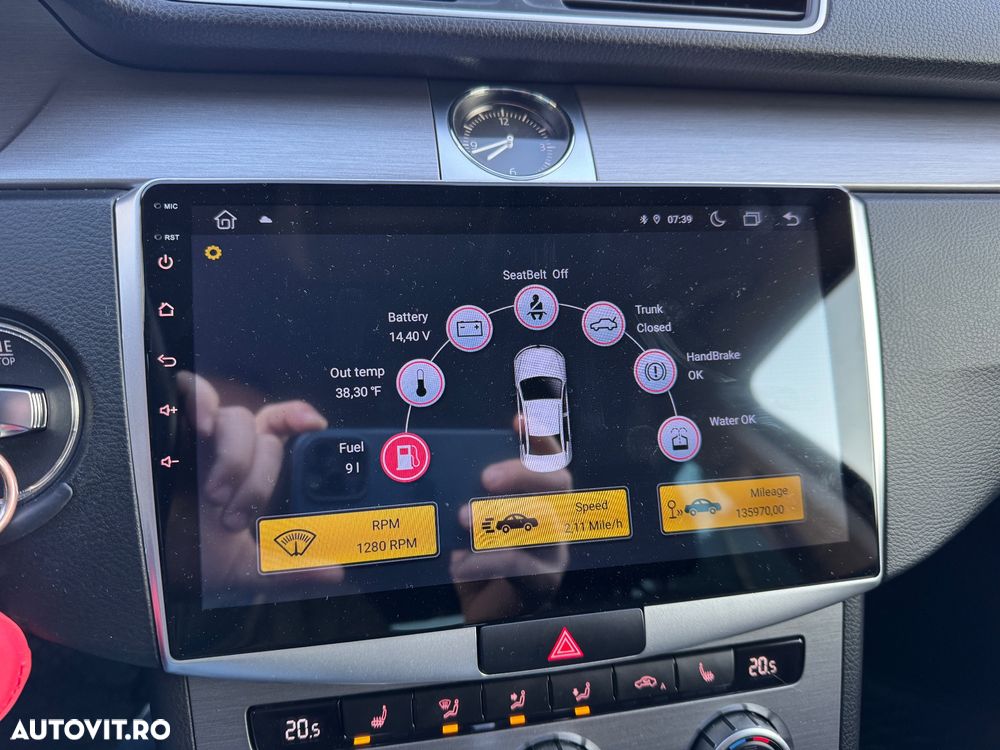 Volkswagen Passat 2.0 TDI 4Motion BlueMotion Technology DSG Highline - 32