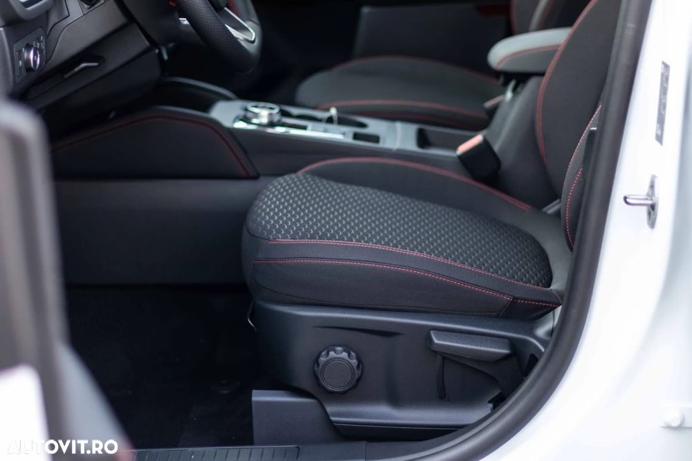 Ford Kuga 2.5 Duratec FWD PHEV ST-Line - 13