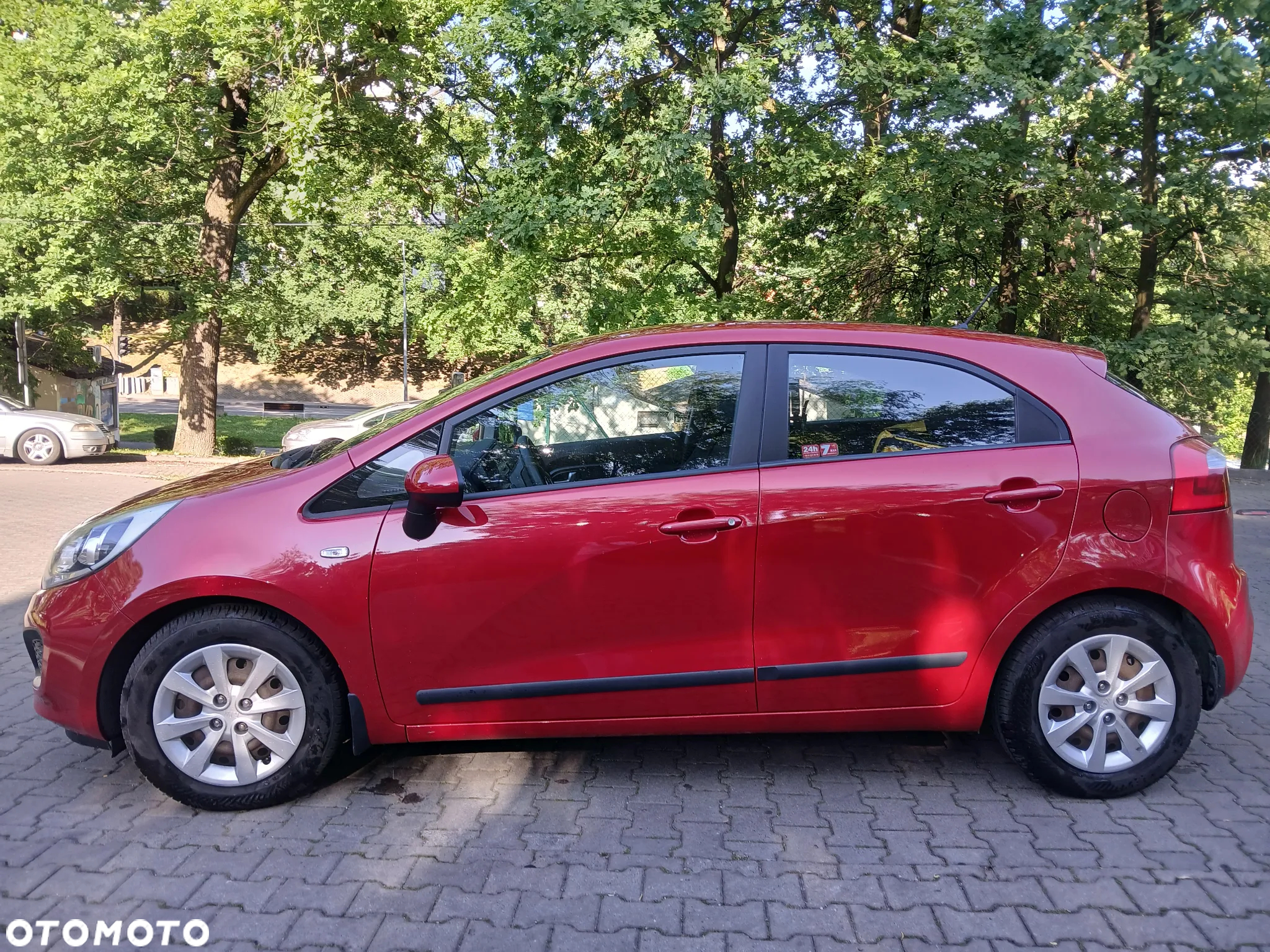 Kia Rio 1.4 M - 13