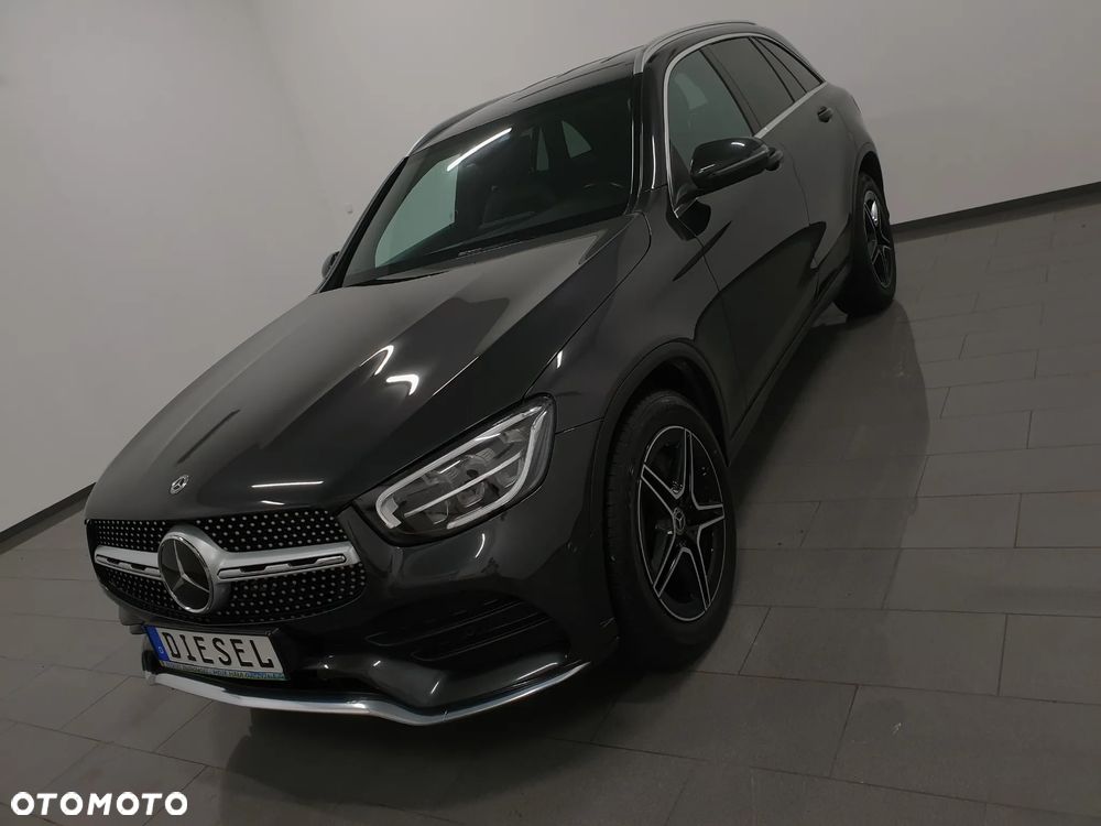 Mercedes-Benz GLC 220 d 4Matic 9G-TRONIC AMG Line Plus - 37