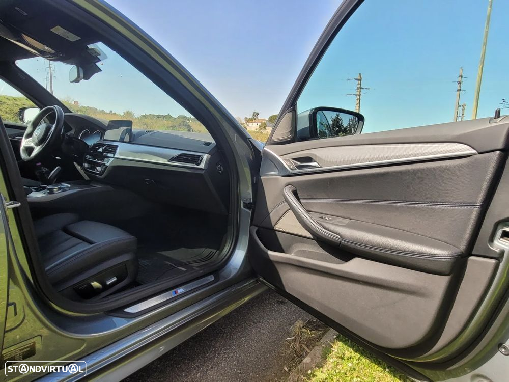 BMW 530 d Pack M Auto - 23