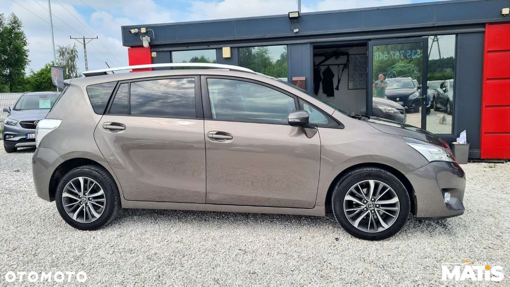 Toyota Verso - 10