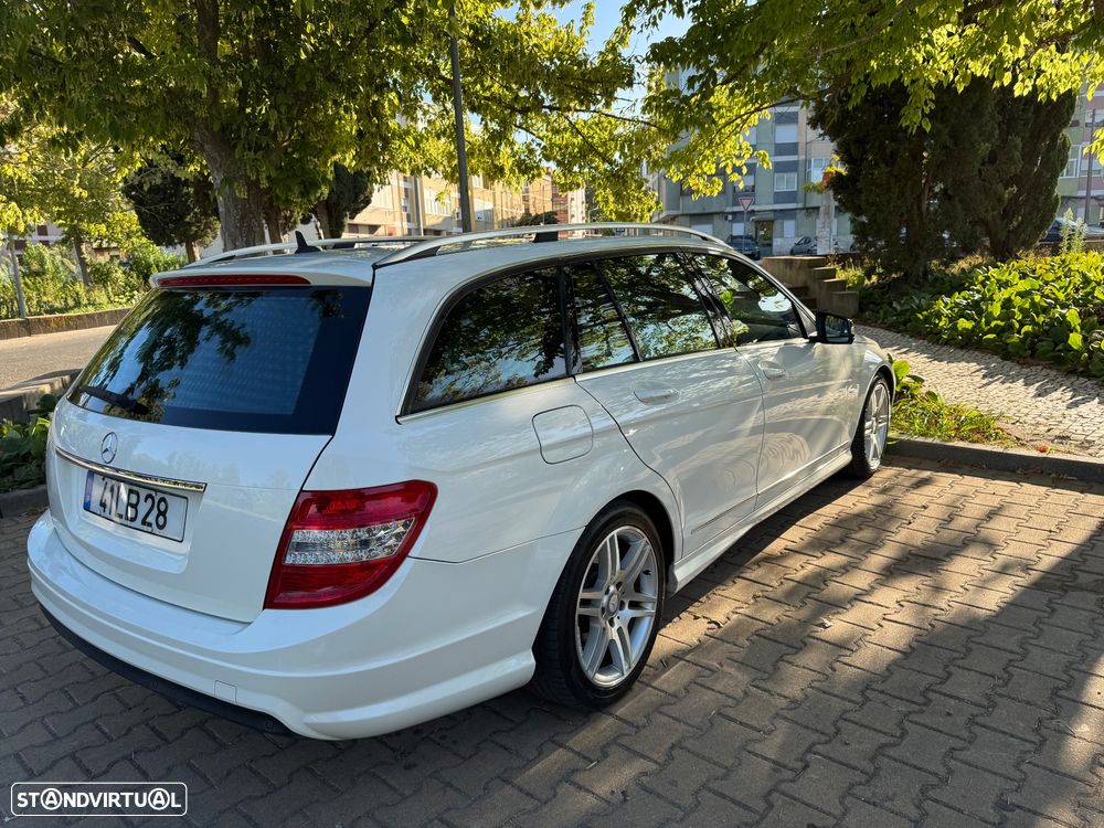 Mercedes-Benz C 220 CDi Avantgarde BlueEfficiency — fotografia 30