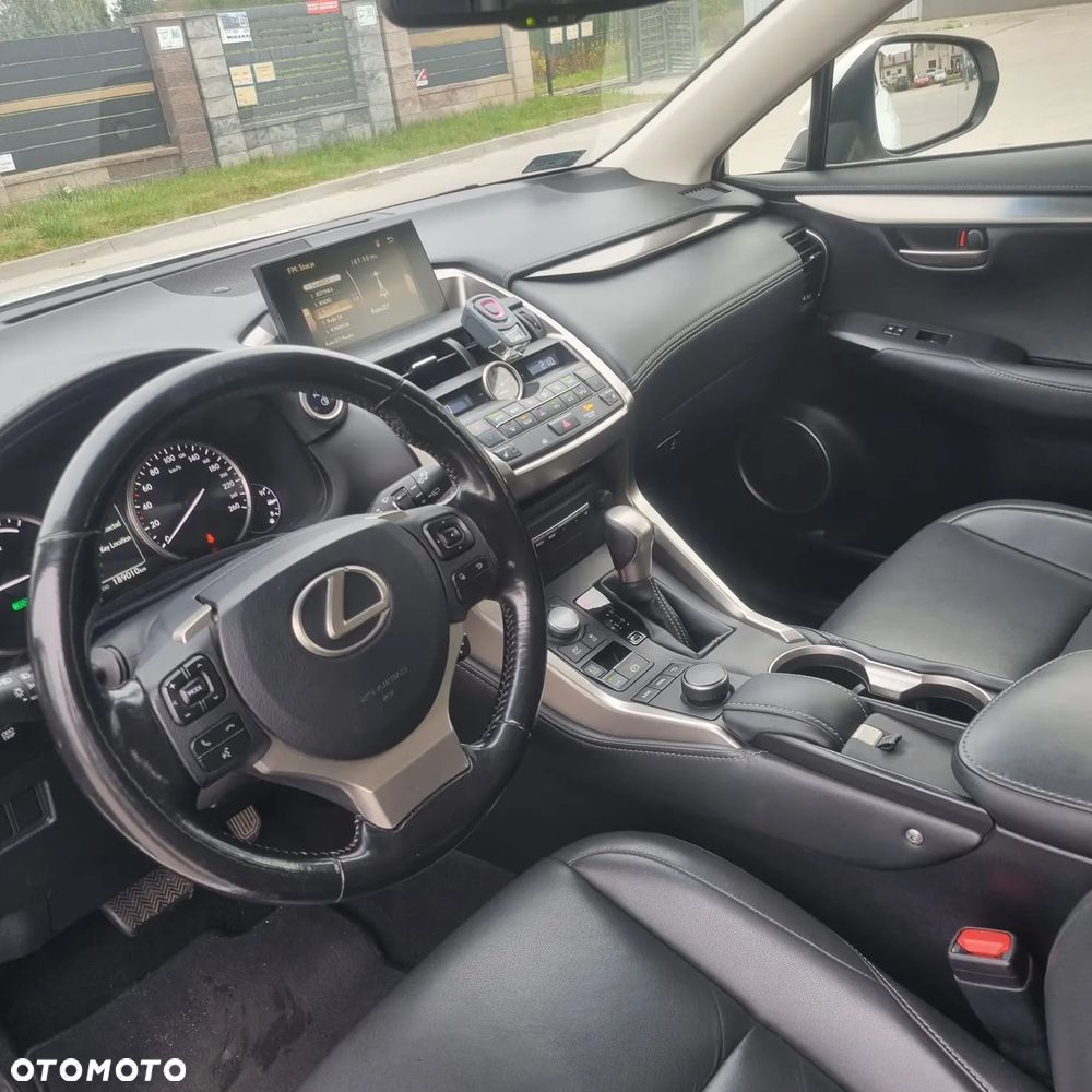 Lexus NX 300h Elegance 2WD - 5